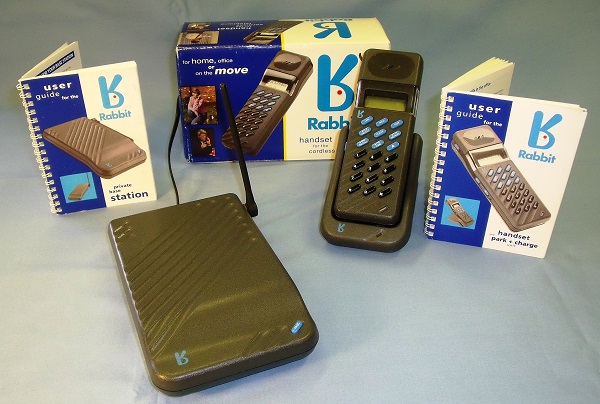 A picture showing a Rabbit Telepoint handset, base station and set of user manuals from May 1992